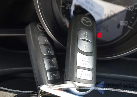 2017 Mazda Mazda3 Touring из США, поврежденный, VIN 3MZBN1V74HM129208